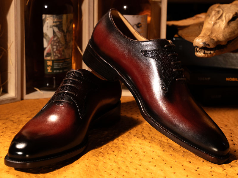 鴕鳥皮鑲拼、整切牛津鞋WHOLE CUT OXFORD